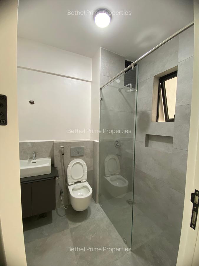 2 Bed Apartment with En Suite in General Mathenge - 12