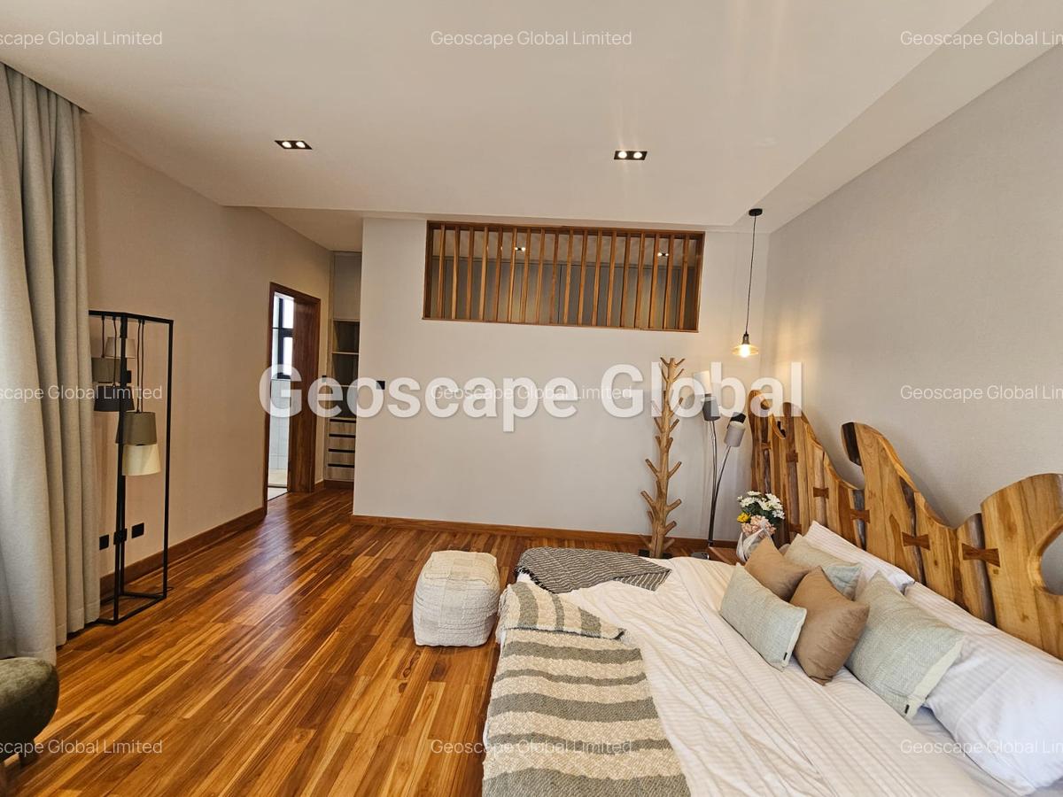 5 Bed Villa with En Suite in Loresho - 10