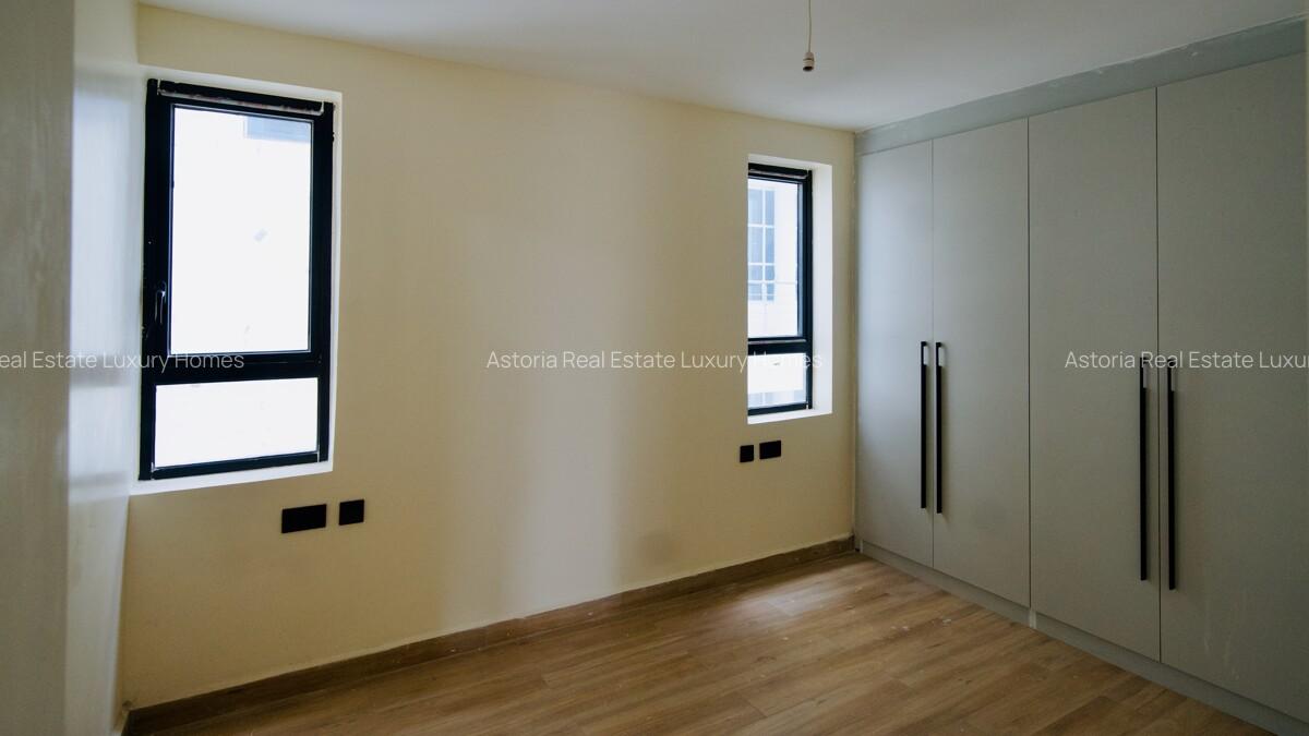 4 Bed Apartment with En Suite at 2026-429 4 Bed - 10