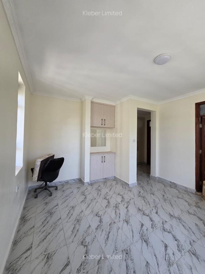 6 Bed House with En Suite in Gikambura - 3