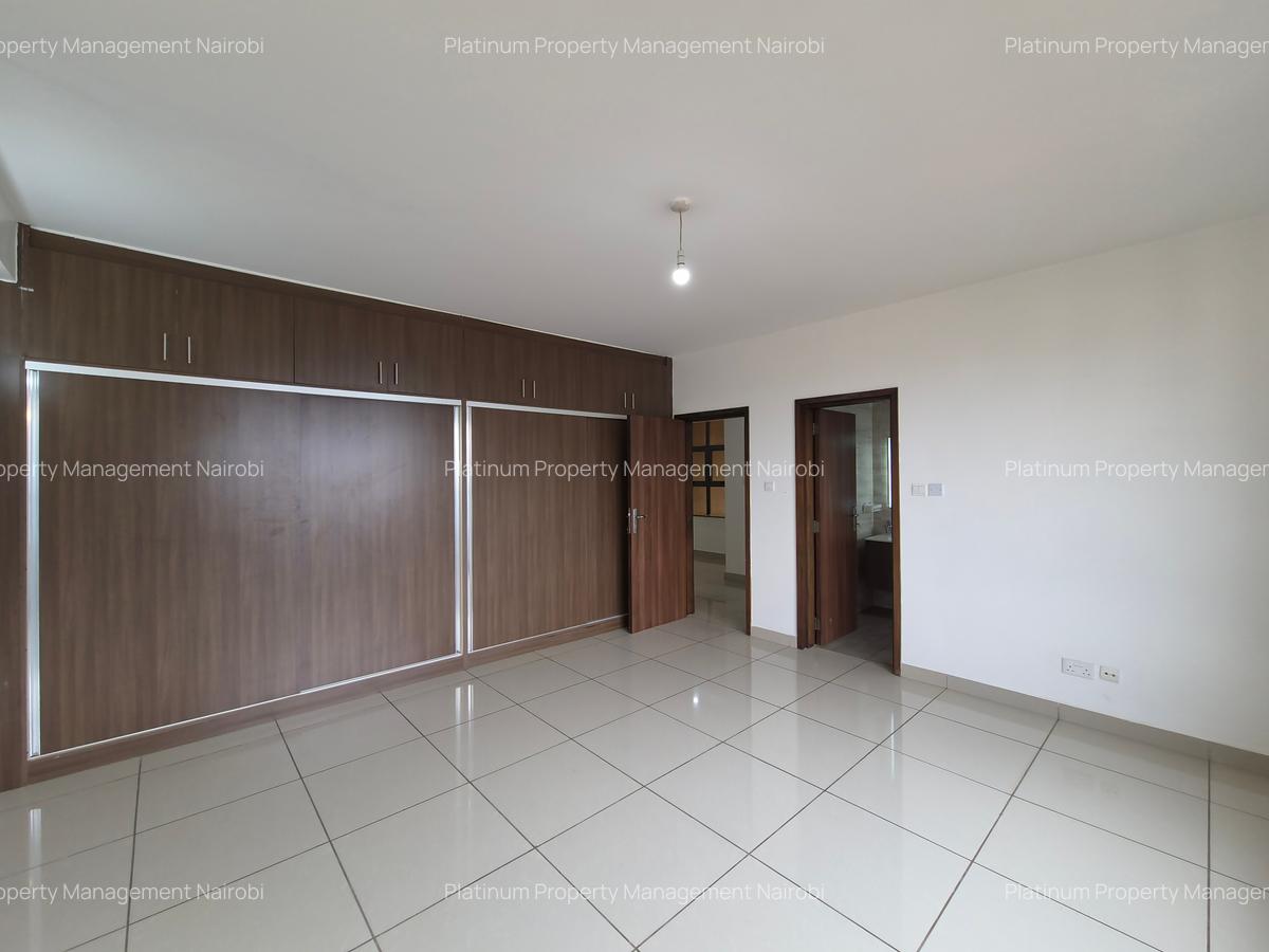 4 Bed Apartment with En Suite at Weslands - 9