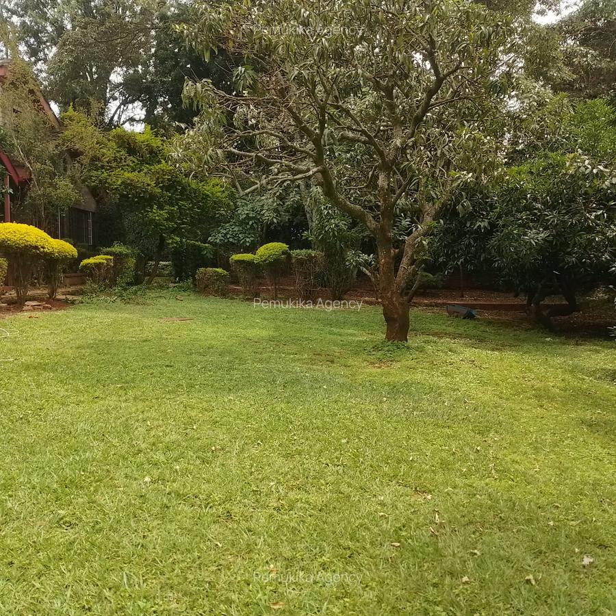 4 Bed House with En Suite at Karen C - 13