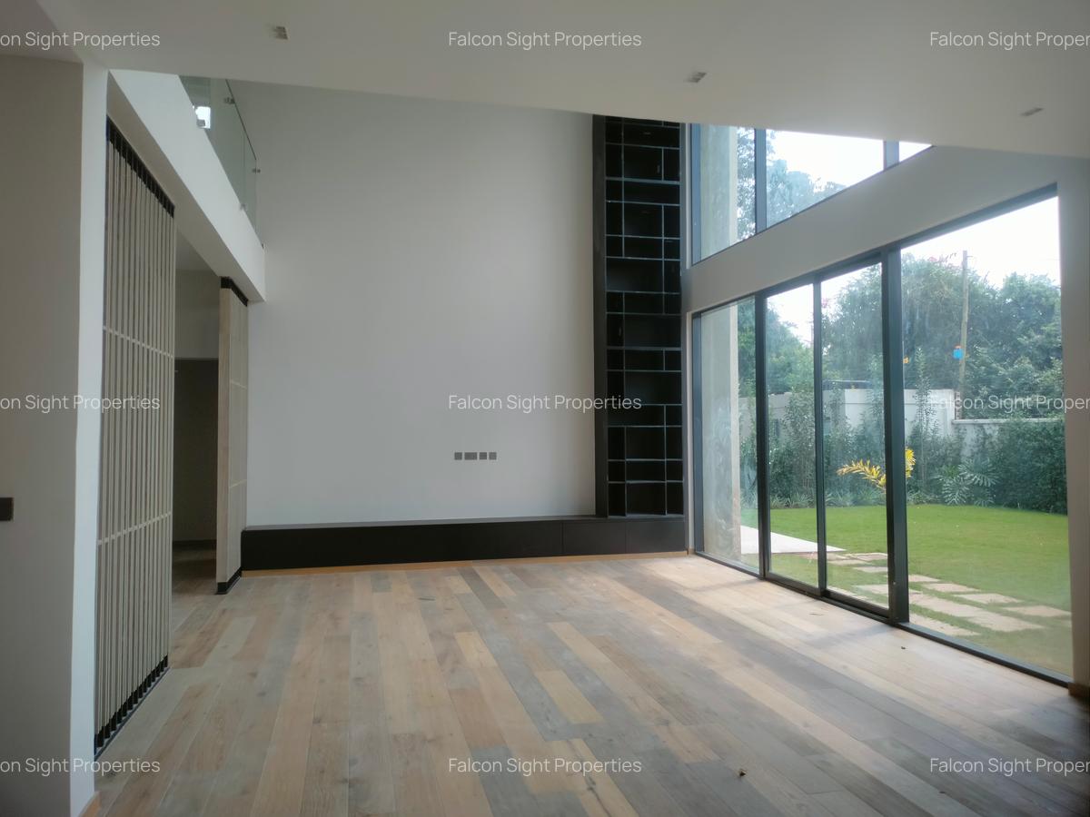 5 Bed Townhouse with Staff Quarters at Easy Access To Un Avenue And Few Minutes Drive To Rosyln Academy - 4