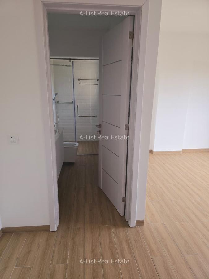 3 Bed Apartment with En Suite at Othaya Road - 9