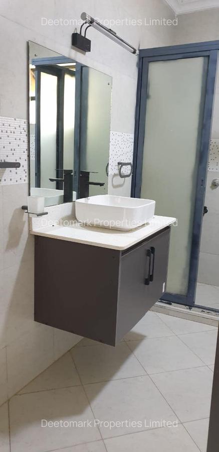 3 Bed Apartment with En Suite at Kilimani - 15