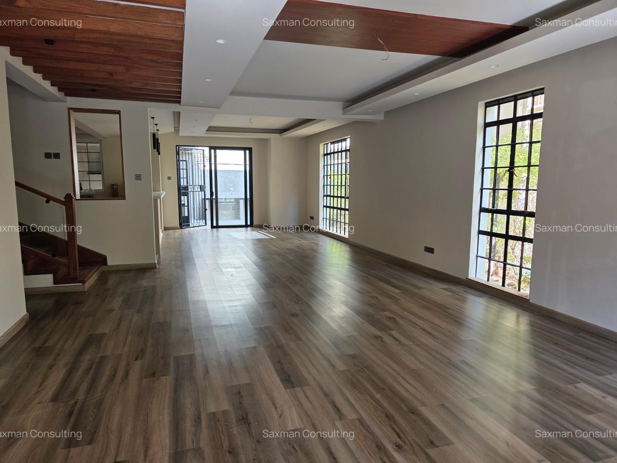 4 Bed Villa with En Suite in General Mathenge - 18