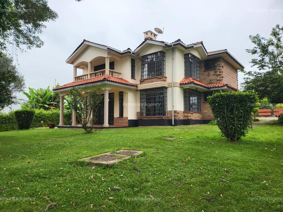 5 Bed Townhouse with En Suite at Rosslyn - 1