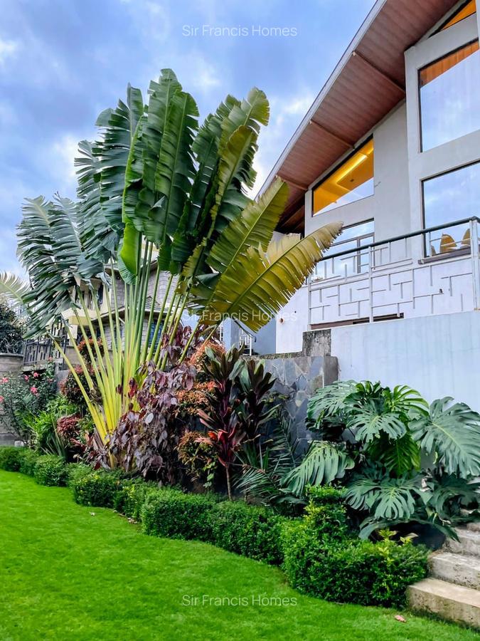 5 Bed Villa with En Suite at Thindigua Area - 9