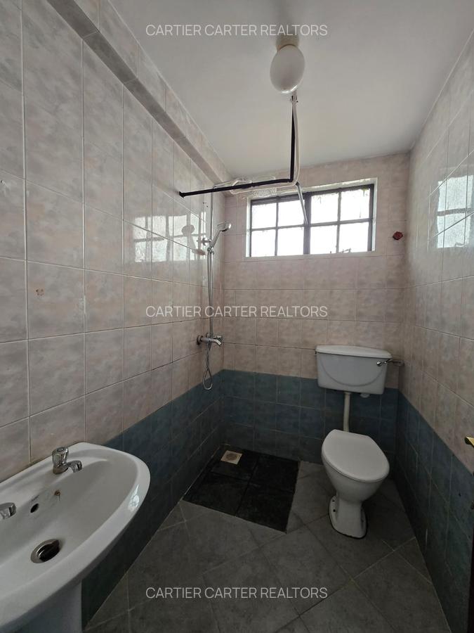 4 Bed Townhouse with En Suite at Ruby Flats Estate - 15