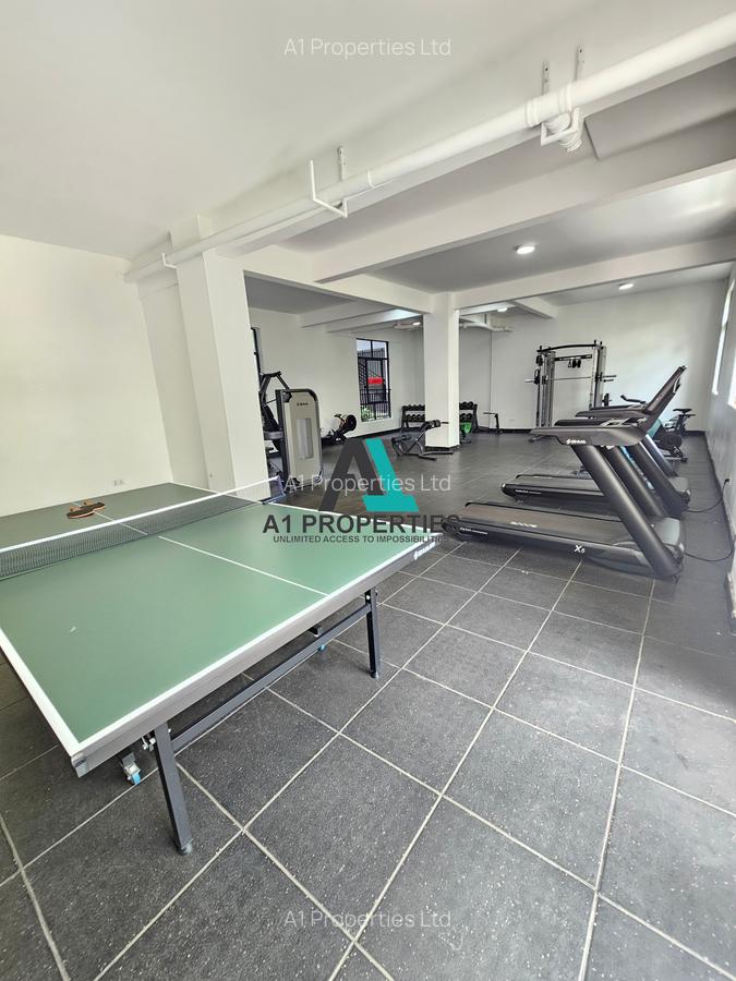 3 Bed Apartment with En Suite in Riverside - 12