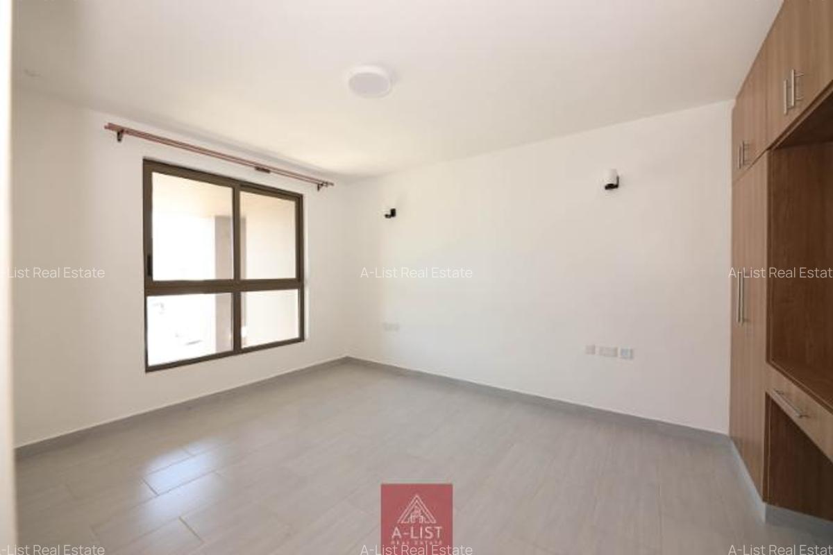 3 Bed Apartment with En Suite at Muthangari Road - 10