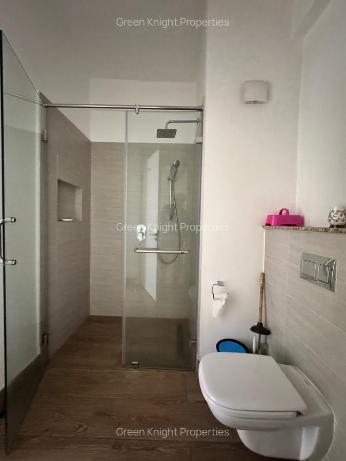 Serviced 2 Bed Apartment with En Suite in Westlands Area - 6