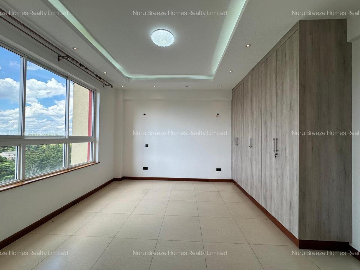 4 Bed Apartment with En Suite in General Mathenge - 9