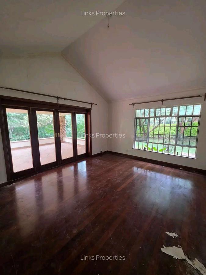 3 Bed Townhouse with En Suite at Karen - 13