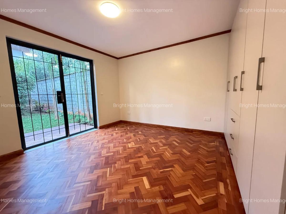 4 Bed Townhouse with En Suite in Lavington - 12