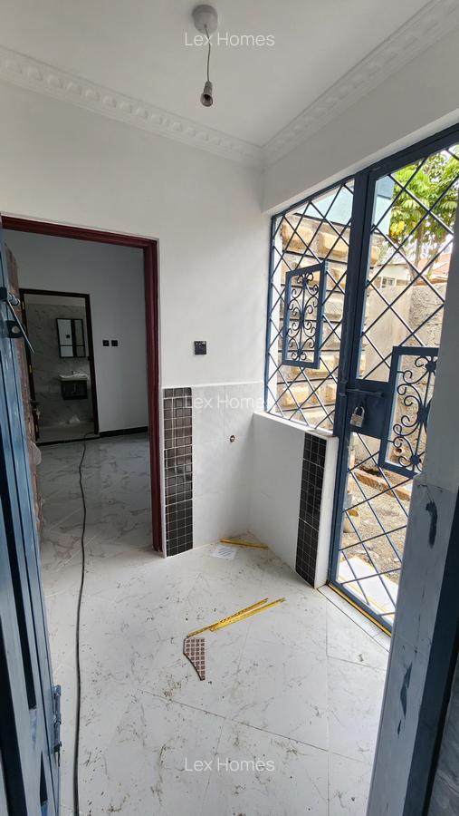 4 Bed House with En Suite at Rimpa - 12