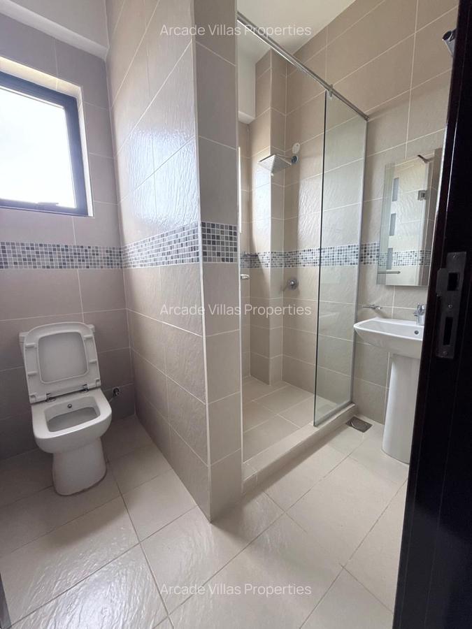 4 Bed Apartment with En Suite in Lavington - 19