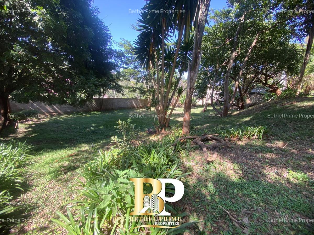 4 Bed House with Garden in Kyuna - 2