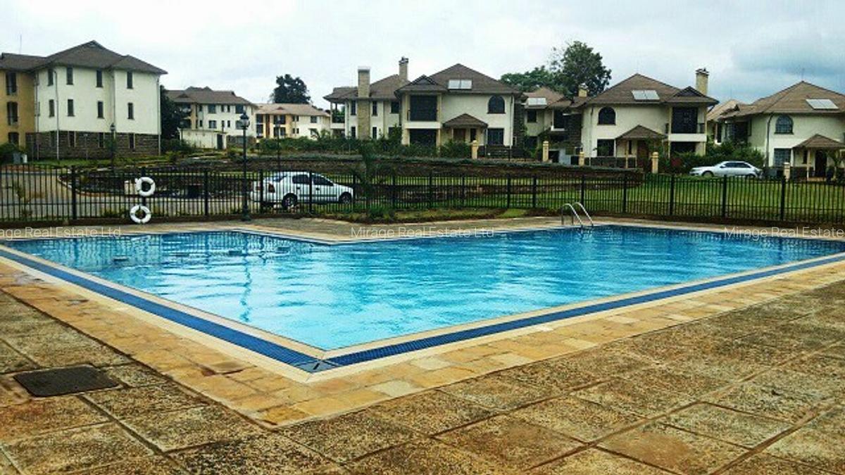 4 Bed Townhouse with En Suite in Loresho - 14