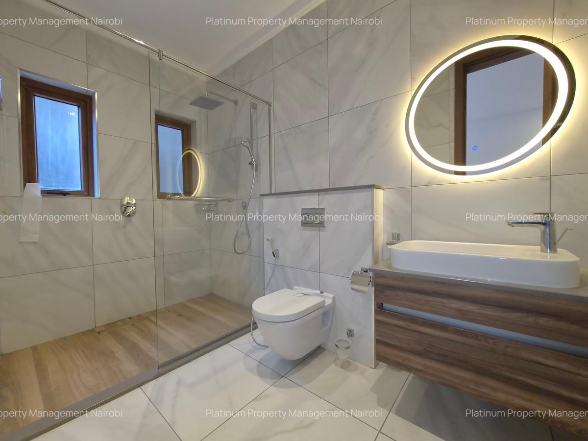 4 Bed Apartment with En Suite at Peponi Rd - 14