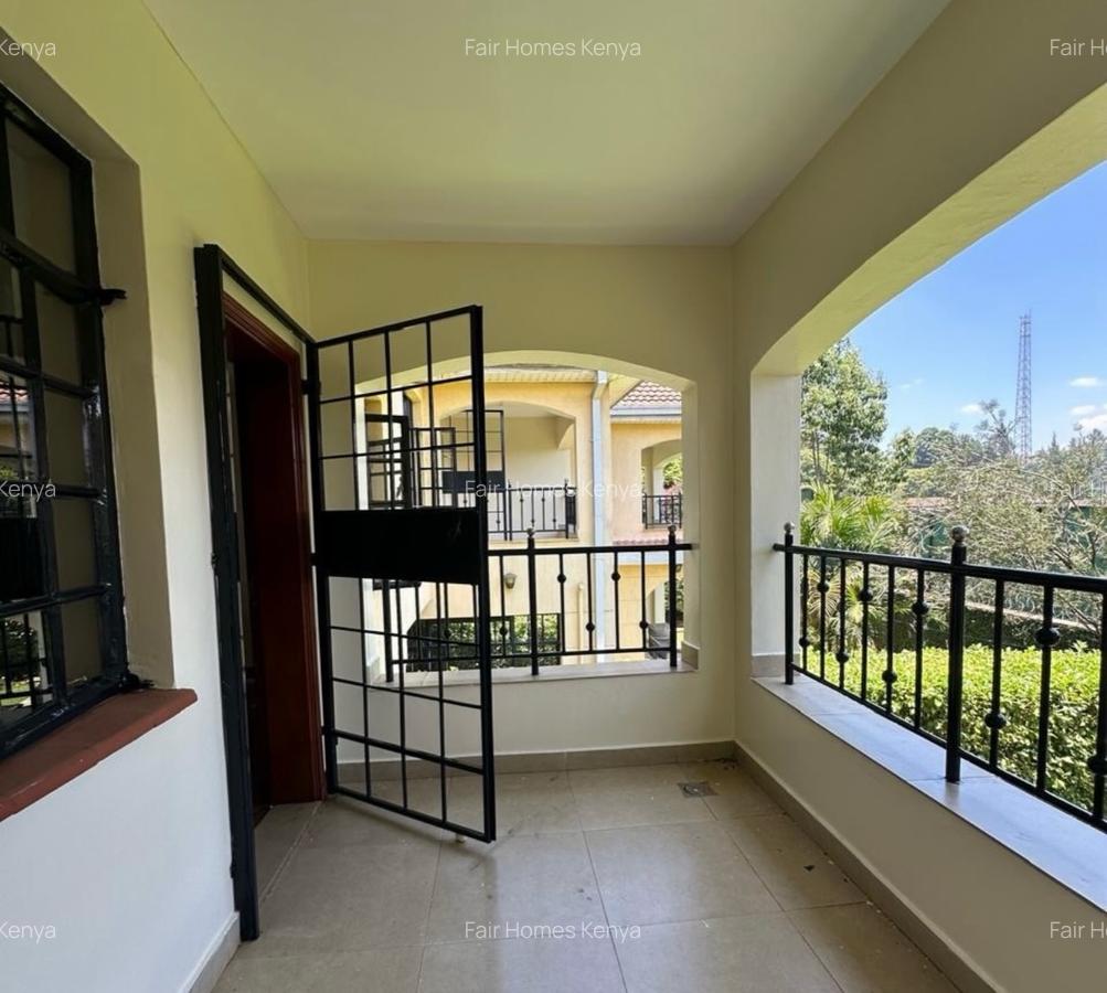 4 Bed Townhouse with En Suite at Chalbi Drive - 12