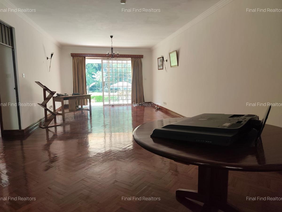 Serviced 3 Bed Apartment with En Suite in Westlands Area - 7