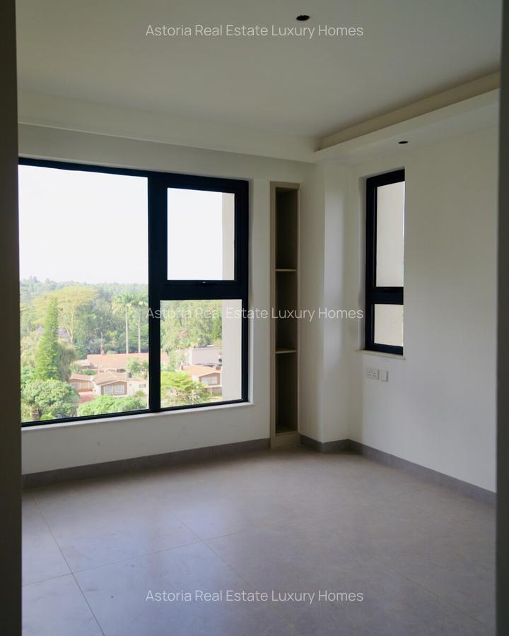 2 Bed Apartment with En Suite at 2026-401 - 14