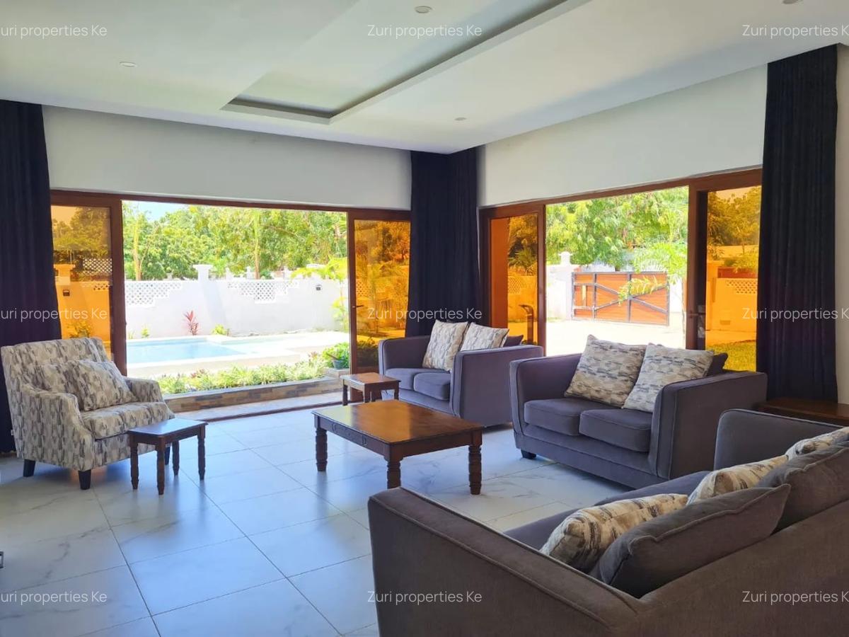 5 Bed House with En Suite at Diani - 10