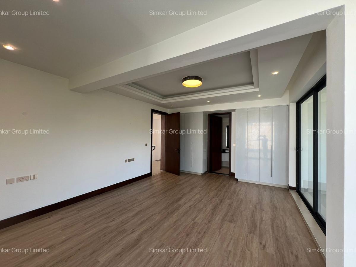 6 Bed Townhouse with En Suite at Peponi Rd - 12