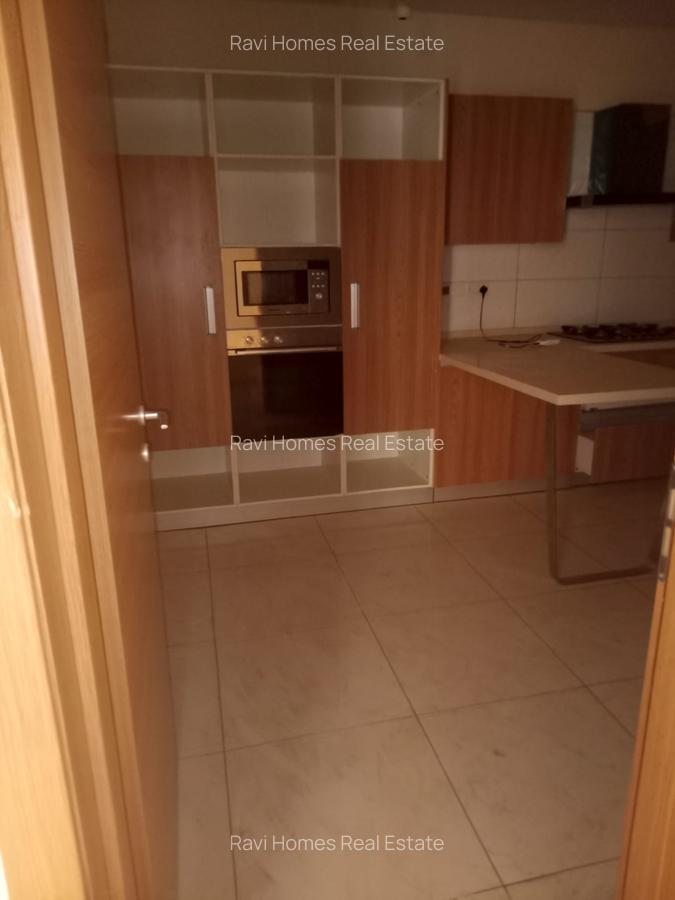 3 Bed Apartment with En Suite in Kilimani - 8