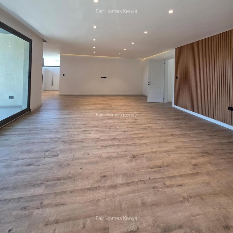 5 Bed Townhouse with En Suite at Chalbi Drive - 15