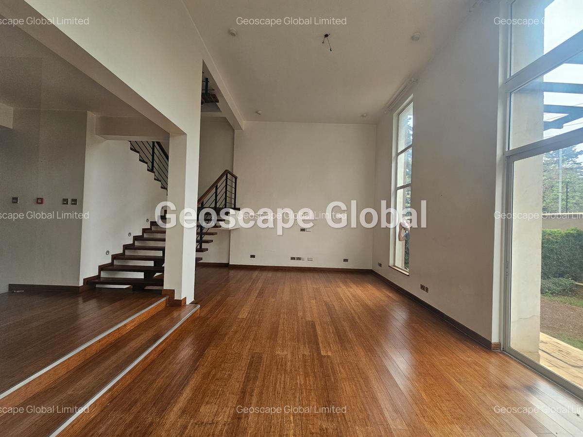 5 Bed Townhouse with En Suite in Lavington - 14