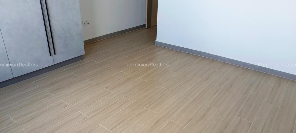 2 Bed Apartment with En Suite at Riverside Drive - 7
