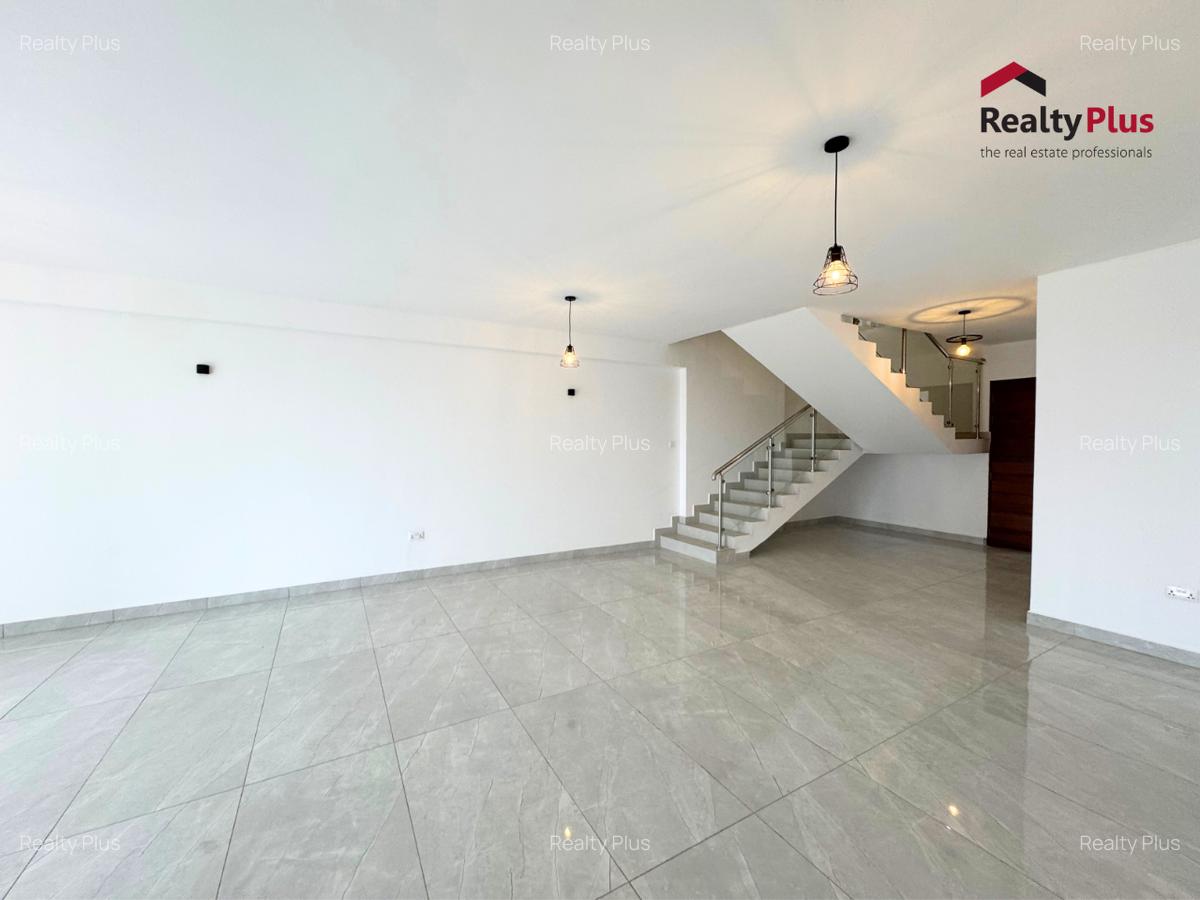 4 Bed Apartment with En Suite at General Mathenge - 12