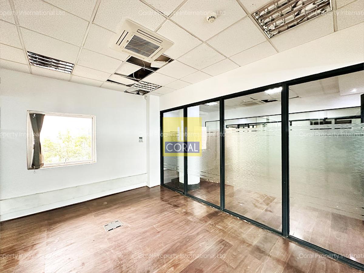 Office in Parklands - 10