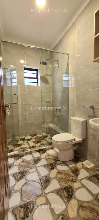 4 Bed Townhouse in Muchatha - 17