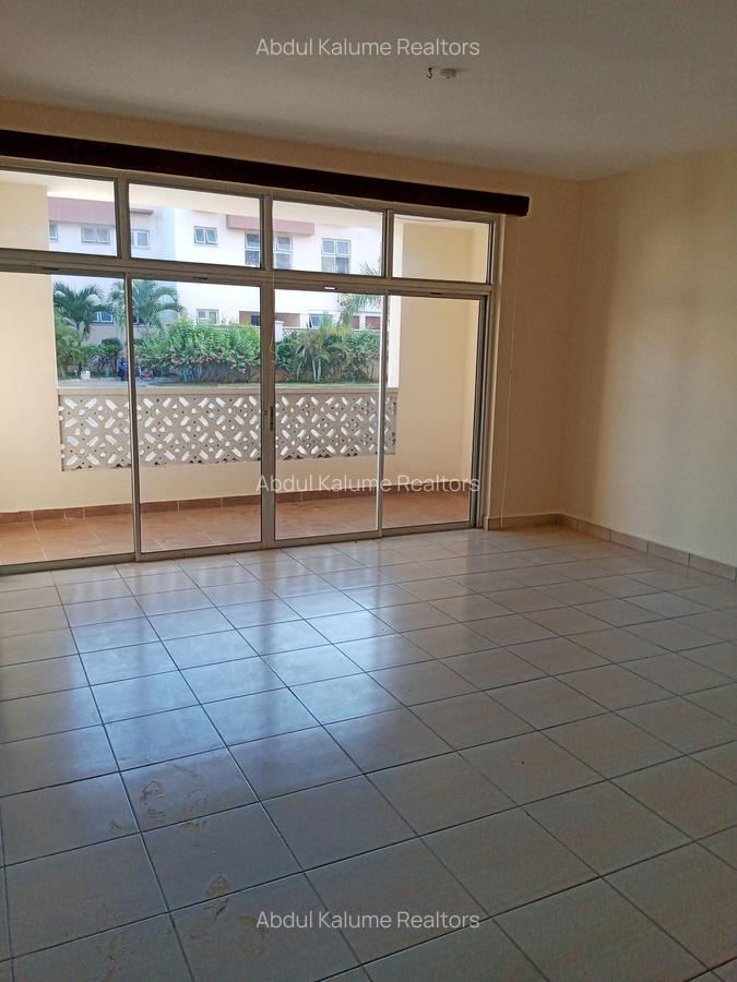 Serviced 2 Bed Apartment with En Suite at Mtwapa - 2