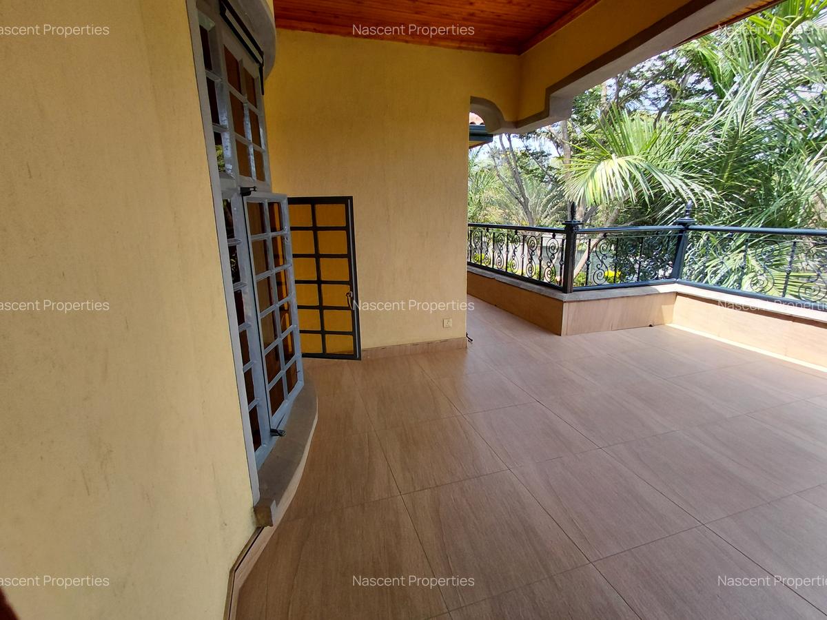 5 Bed House with En Suite in Runda - 15