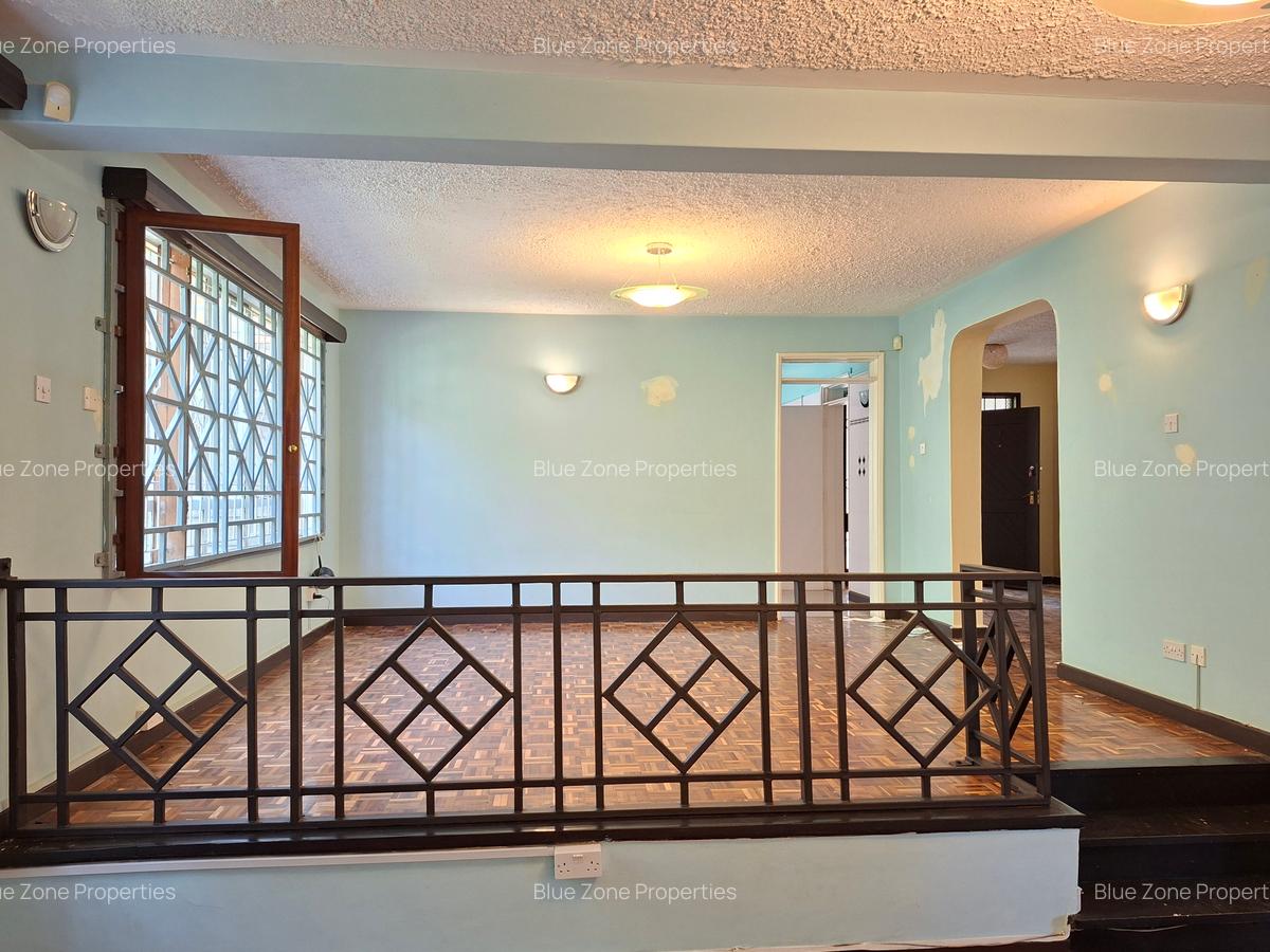 4 Bed House with En Suite at Off Un Avenue - 10