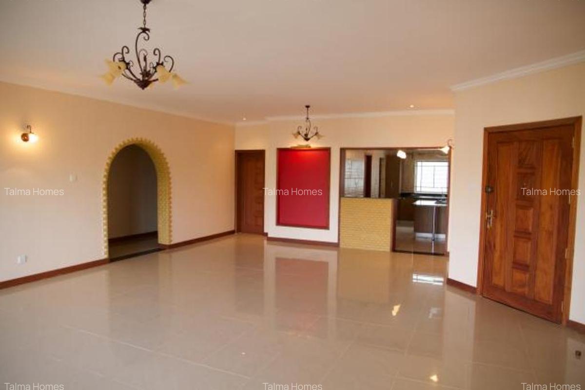 3 Bed Apartment with En Suite in Westlands Area - 4