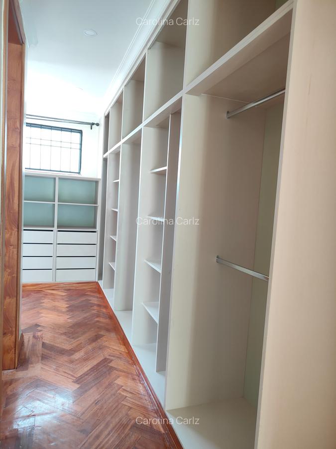 5 Bed Villa with En Suite in Westlands Area - 16