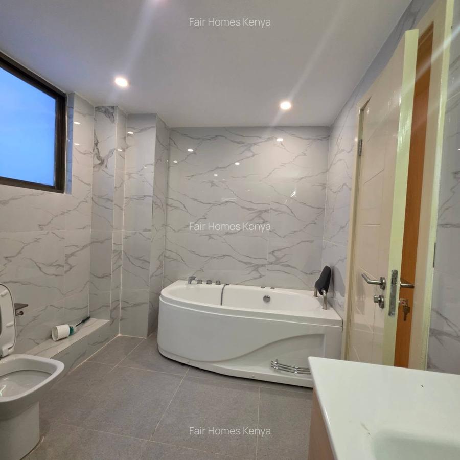3 Bed Apartment with En Suite at Othaya Road - 18