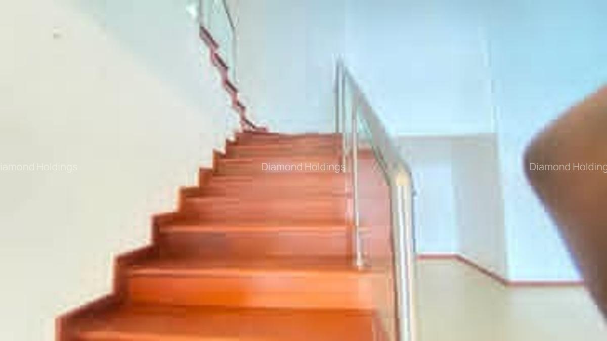 4 Bed Apartment with En Suite at General Mathenge - 4