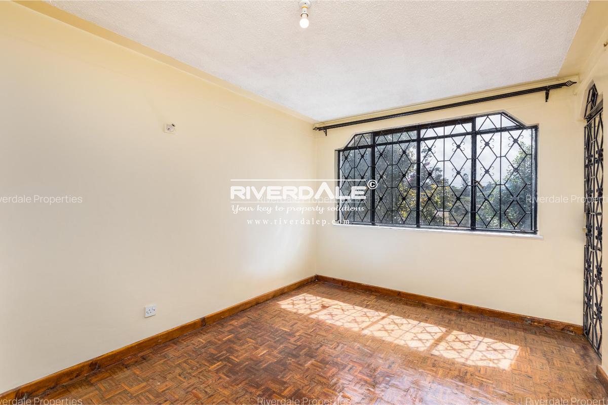 3 Bed Townhouse with En Suite in Parklands - 6