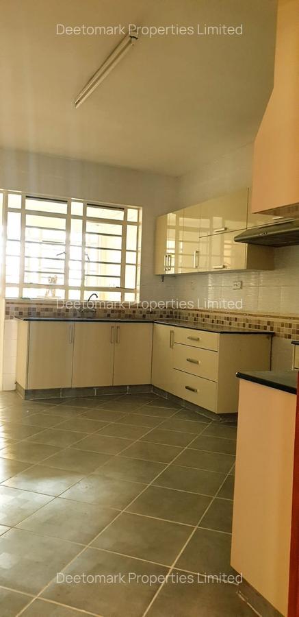 3 Bed Apartment with En Suite at Kilimani - 12