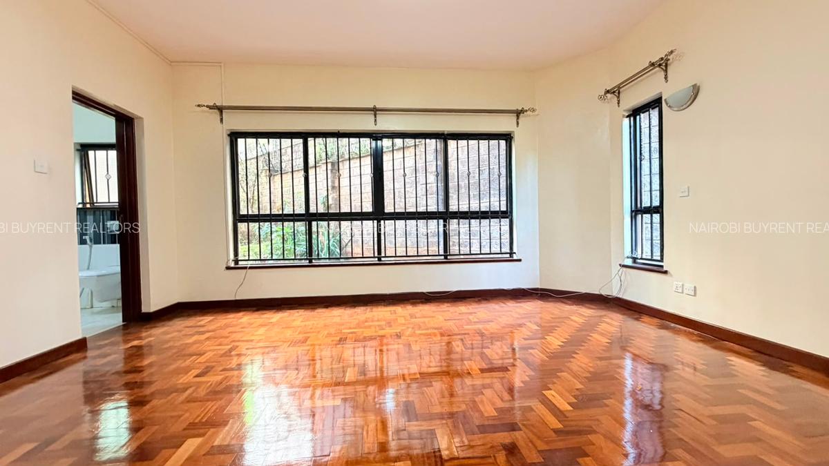 4 Bed Apartment with En Suite in Westlands Area - 14