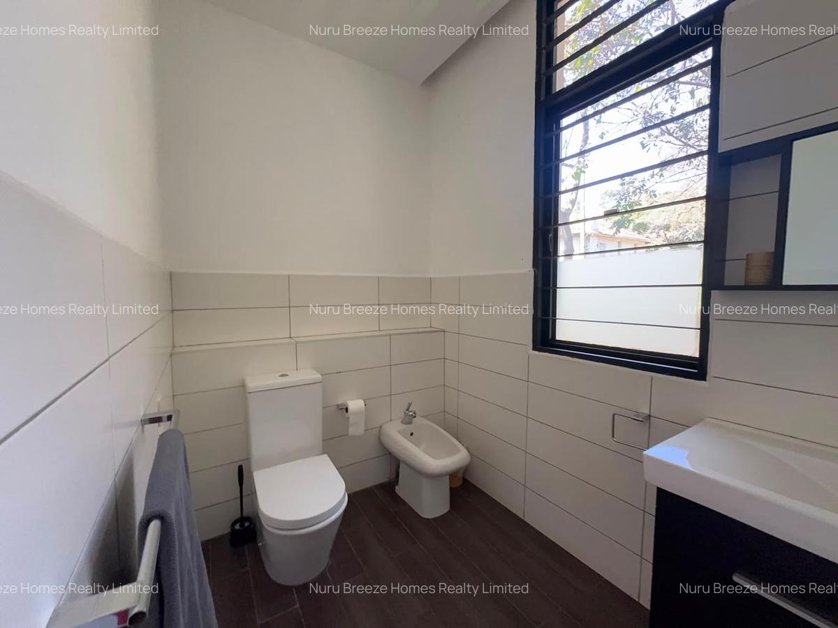 3 Bed Villa with En Suite in Muthaiga - 6