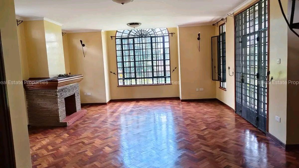 5 Bed Townhouse with En Suite in Runda - 15