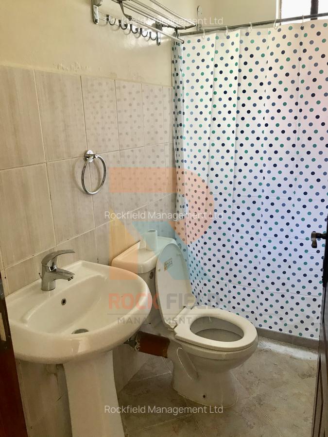 2 Bed Apartment with En Suite in Brookside - 6