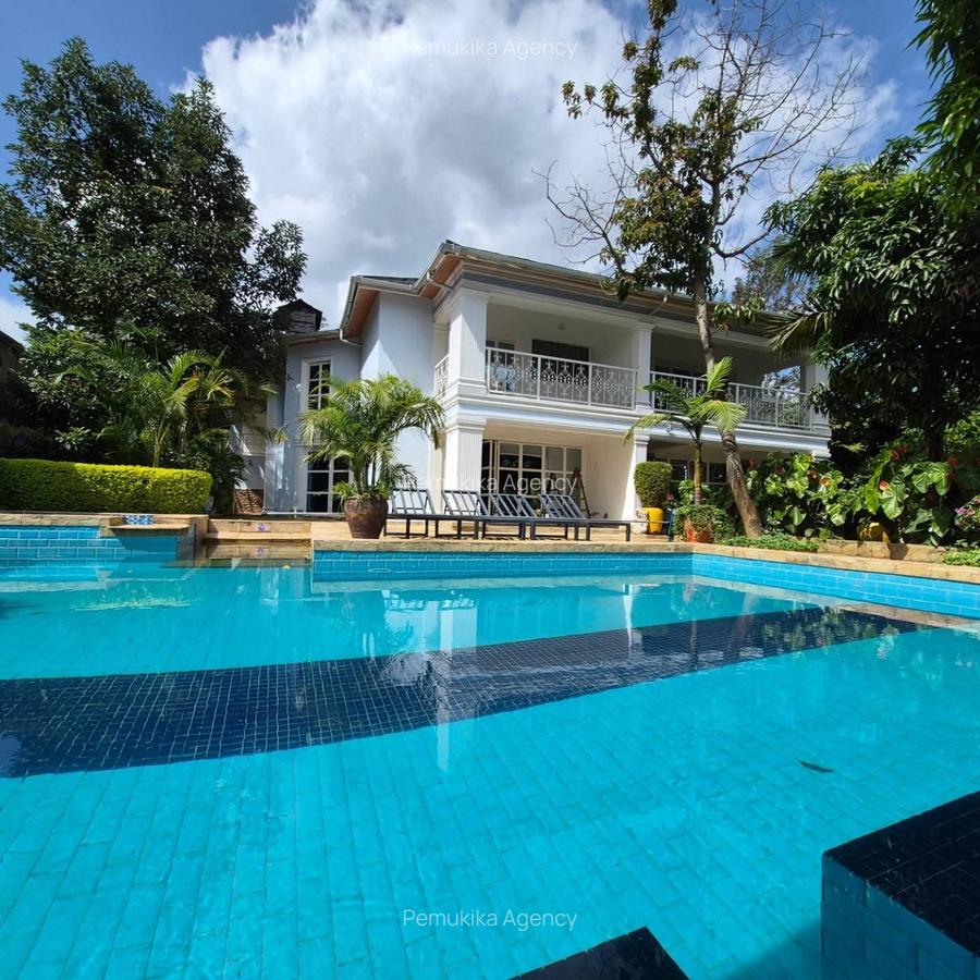 5 Bed Townhouse with En Suite in Runda - 1